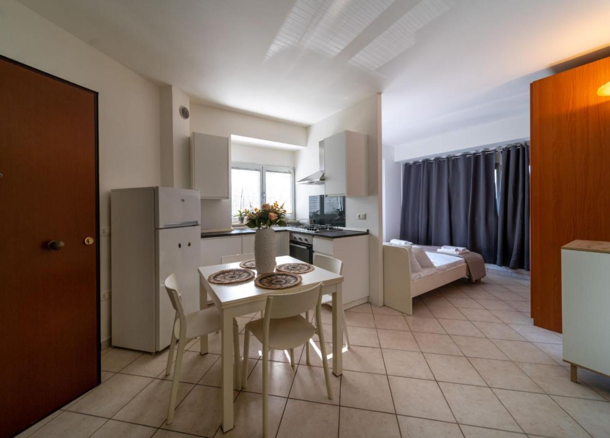 Residence Alessandra Cesenatico Esterno foto