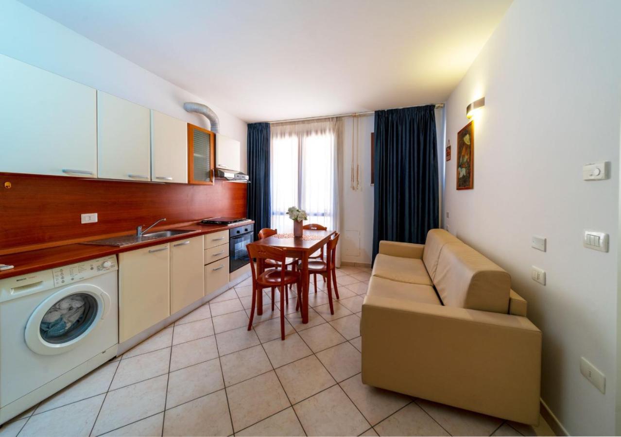 Residence Alessandra Cesenatico Esterno foto